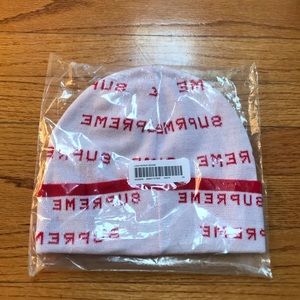 Supreme Repeat Beanie
